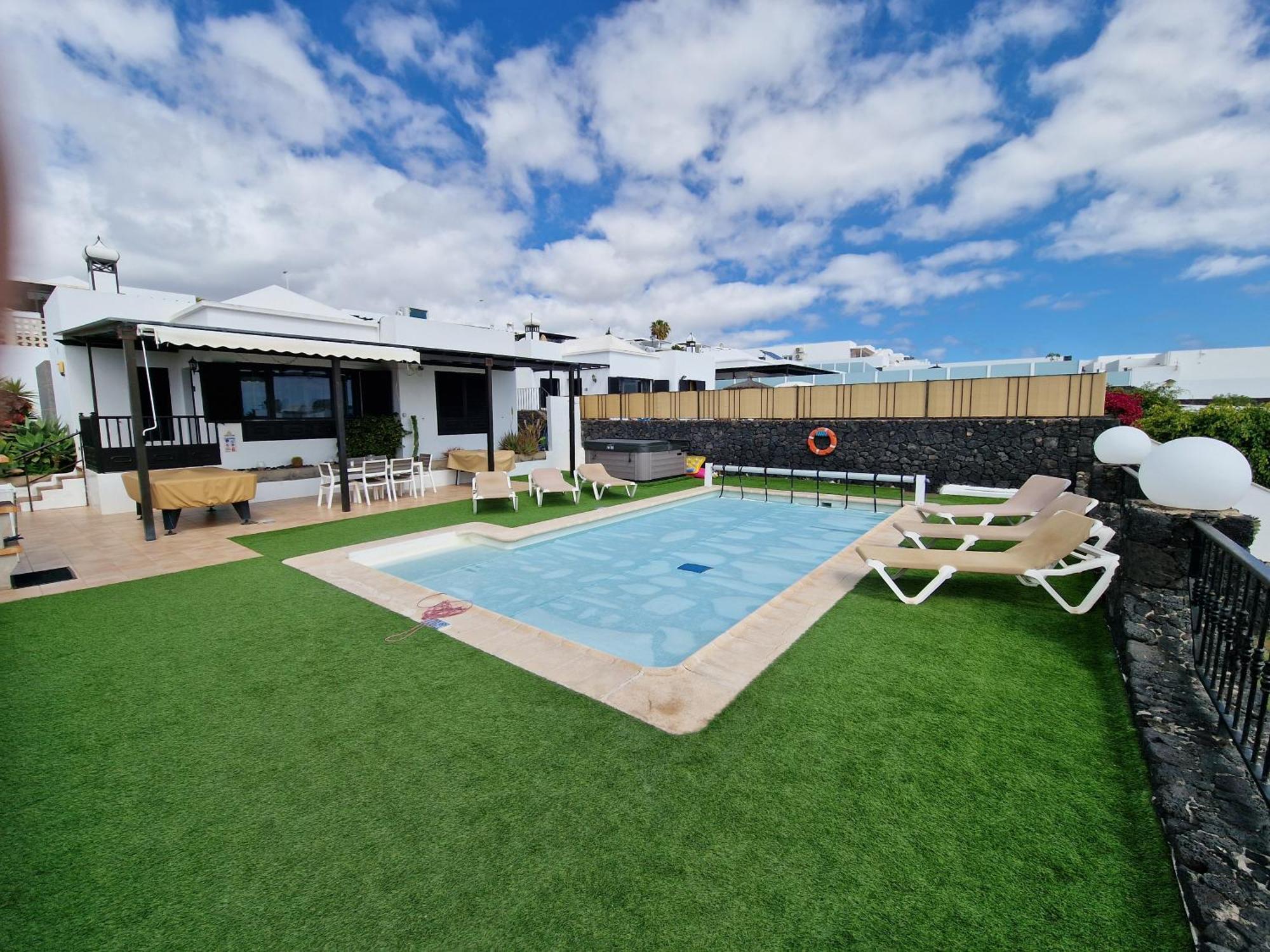 Villa Juanita, Puerto Del Carmen, Lanzarote 티아즈 외부 사진
